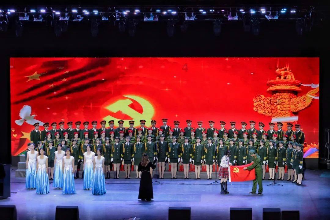 豪华车市场新旧交替，BBA还能撑多久？