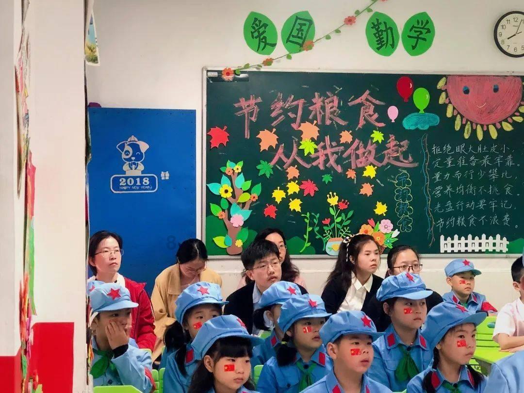 滚动的圆球无敌版